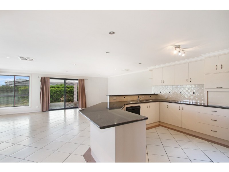 33 The Grange, Tamworth NSW 2340