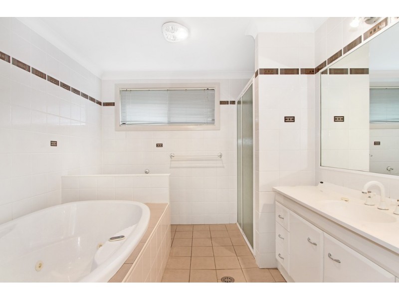 33 The Grange, Tamworth NSW 2340