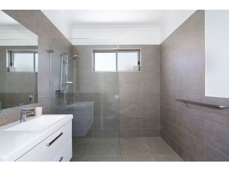 21 Sanctuary Place, Tamworth NSW 2340
