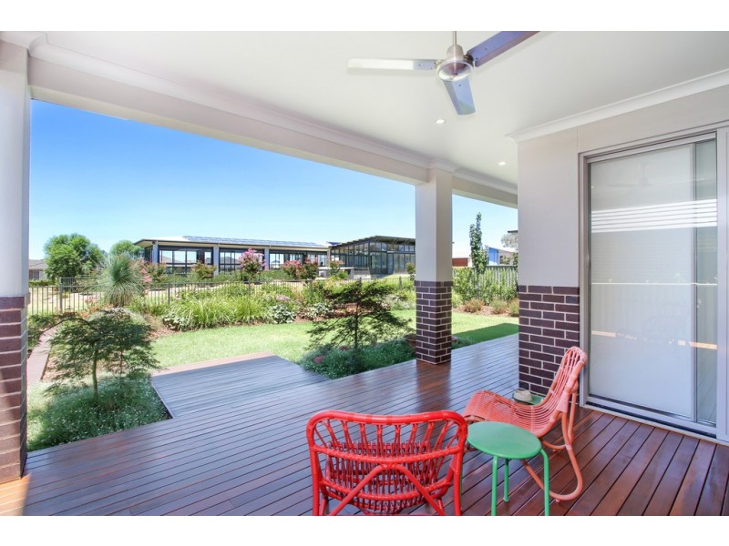 21 Sanctuary Place, Tamworth NSW 2340