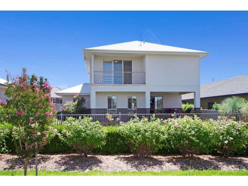 21 Sanctuary Place, Tamworth NSW 2340