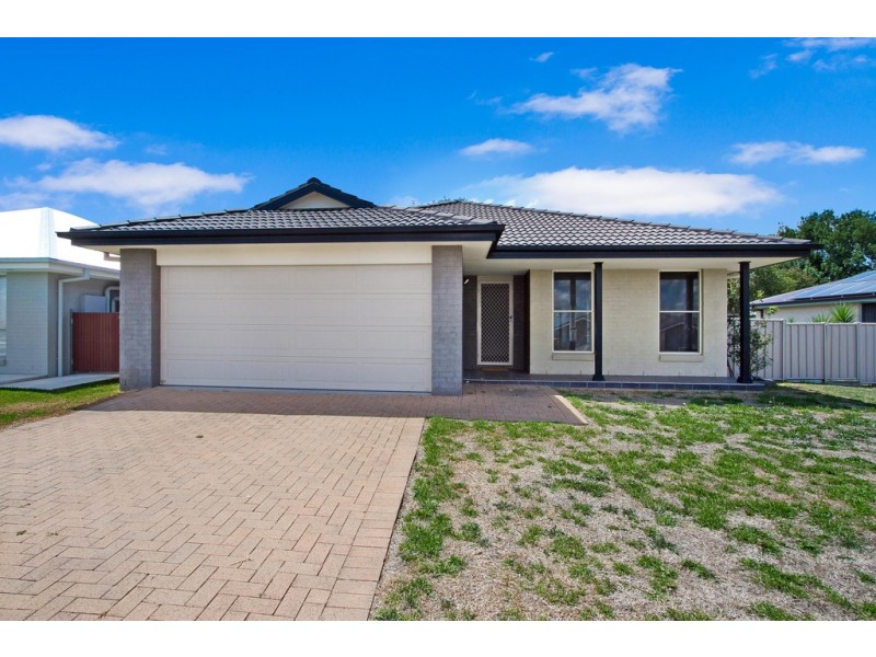 25 Milburn Road, Tamworth NSW 2340