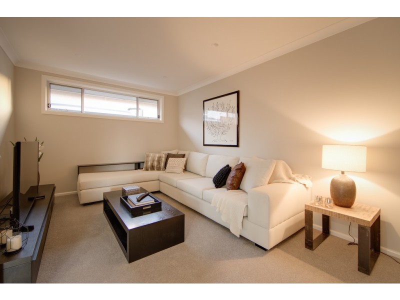 19 Simmental Way, Tamworth NSW 2340