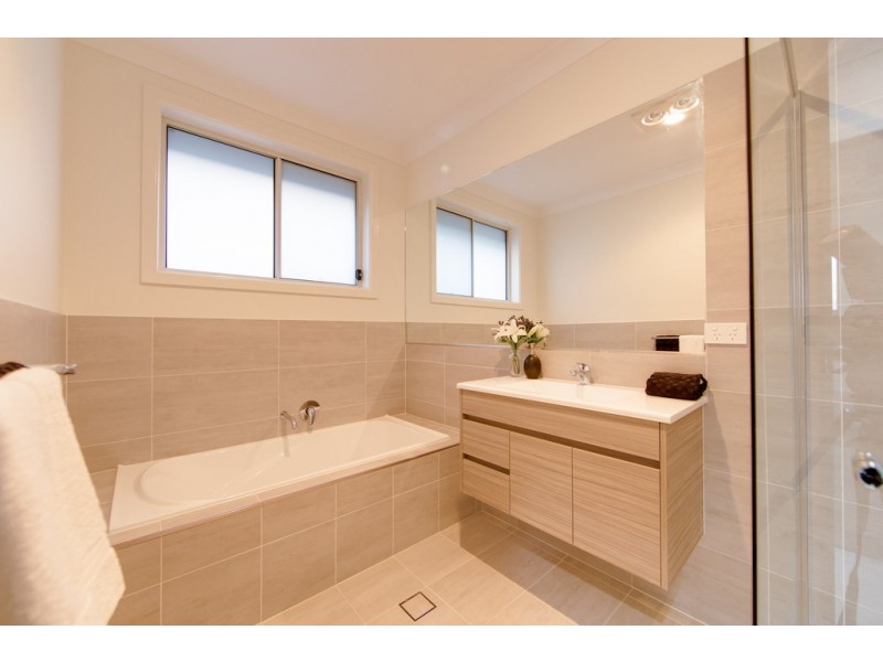 19 Simmental Way, Tamworth NSW 2340