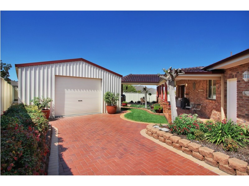 21 Merrinee Place, Tamworth NSW 2340