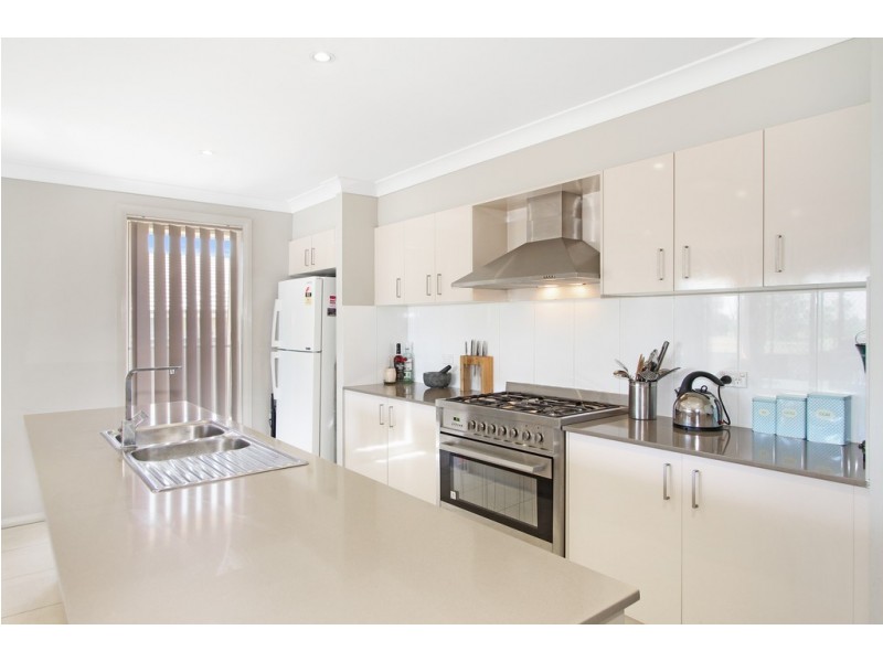 5 Regal Park Drive, Tamworth NSW 2340