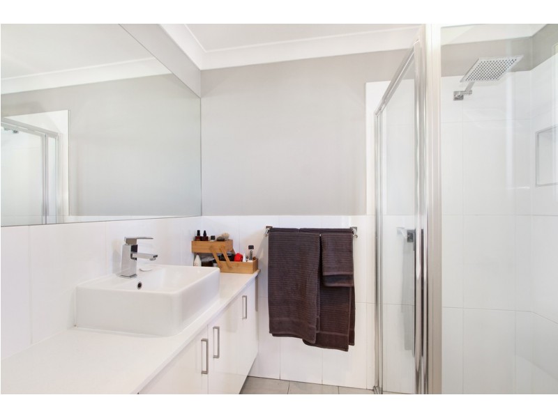 5 Regal Park Drive, Tamworth NSW 2340