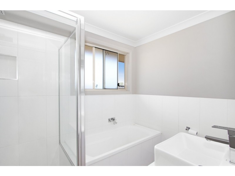 5 Regal Park Drive, Tamworth NSW 2340