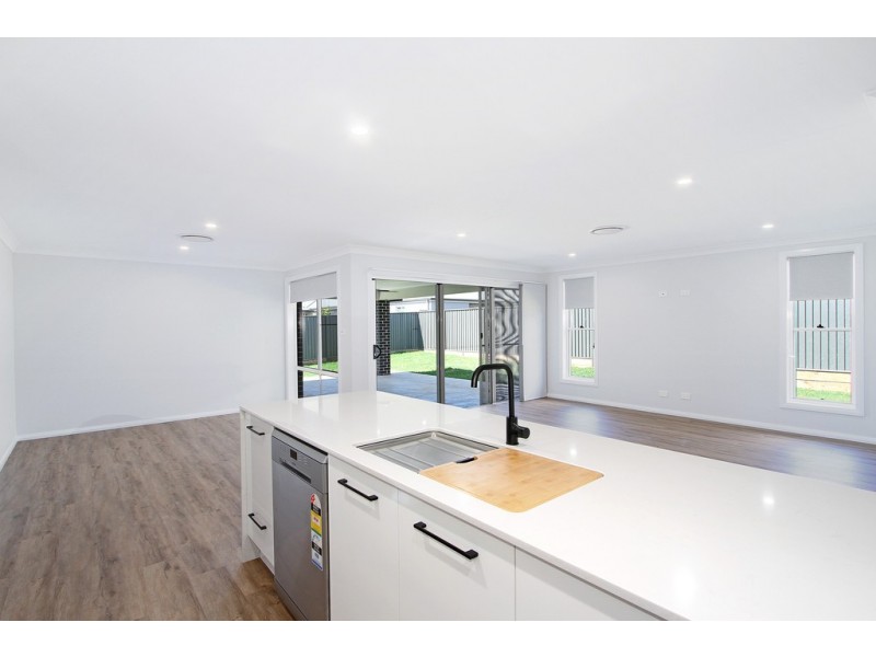43 Kingham Street, Tamworth NSW 2340