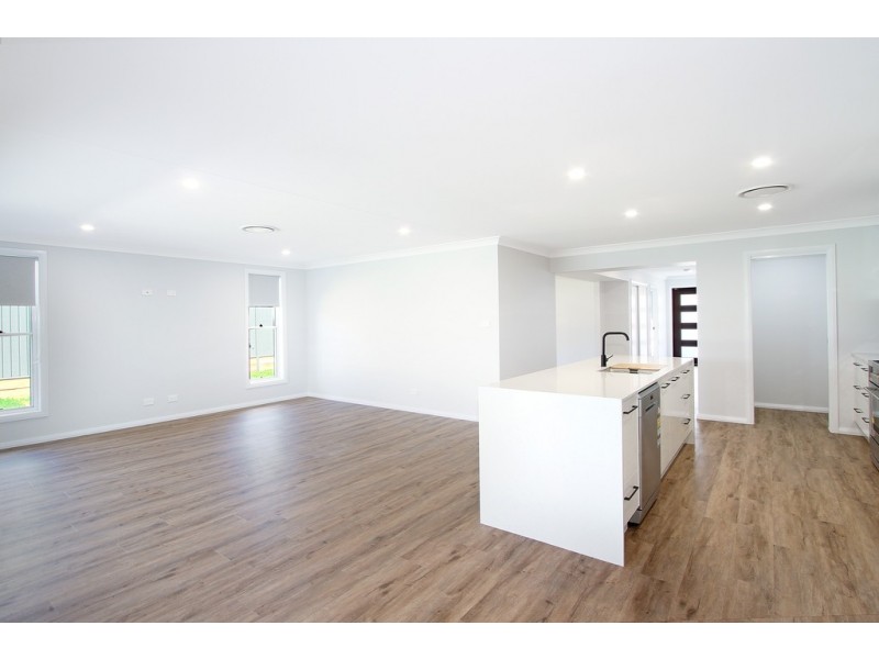 43 Kingham Street, Tamworth NSW 2340