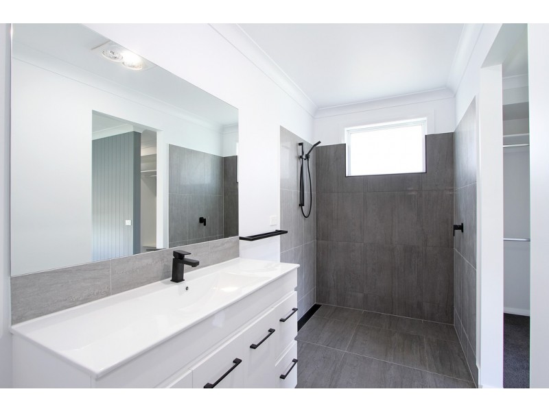 43 Kingham Street, Tamworth NSW 2340