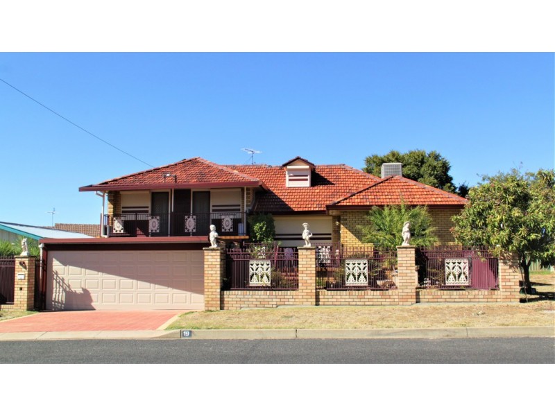 19 Garden Street, Tamworth NSW 2340
