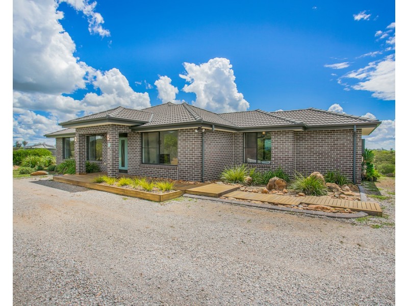 20 Brushtail Drive, Tamworth NSW 2340