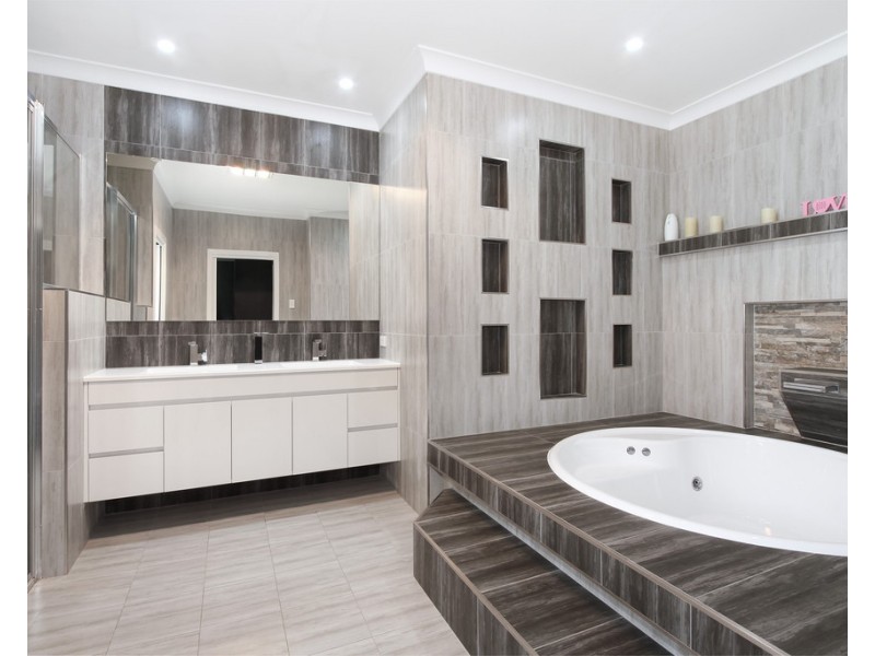 3 Jarrah Road, Tamworth NSW 2340