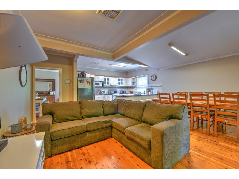 130 Fitzroy Street, Tamworth NSW 2340