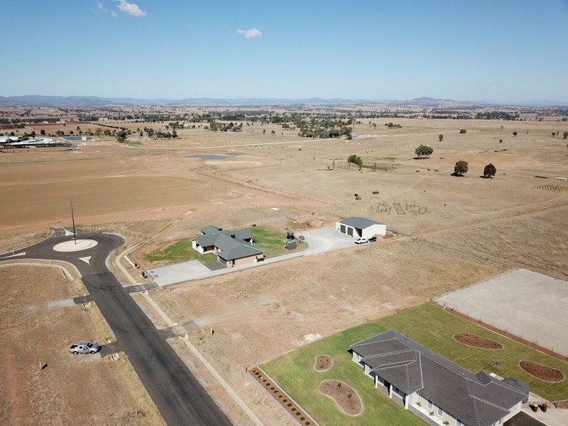 3 Rodeo Drive, Tamworth NSW 2340