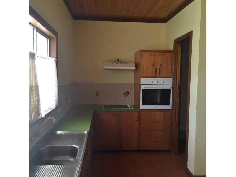 18-20 Dewhurst Street, Woolomin NSW 2340