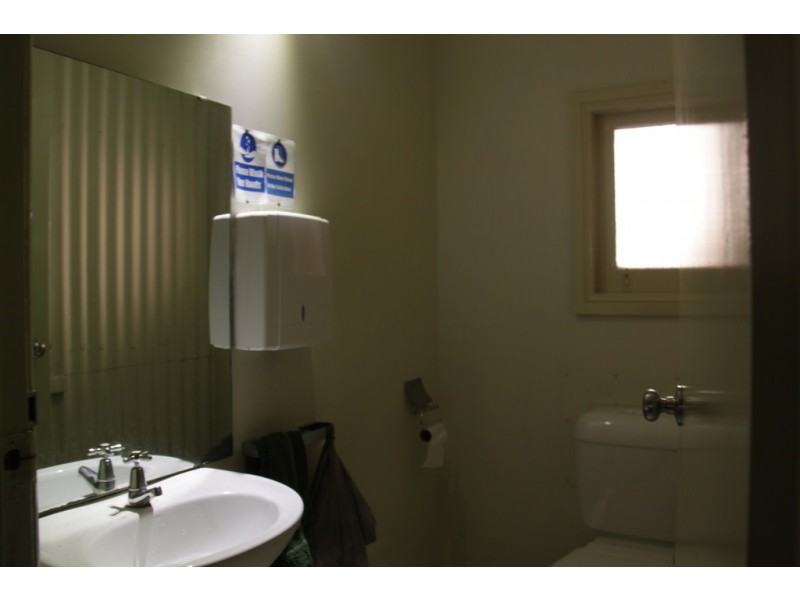 1st Floor, 324 Peel Street, Tamworth NSW 2340