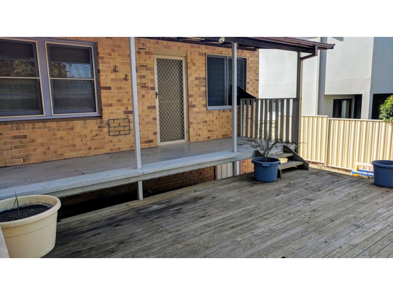 8 Mathews Street, Tamworth NSW 2340