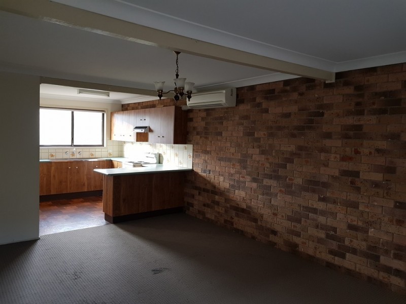 2/44 Church Street, Tamworth NSW 2340