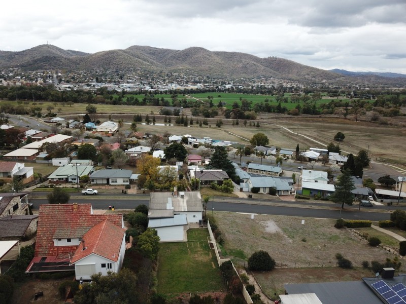 151 Crown Street, Tamworth NSW 2340