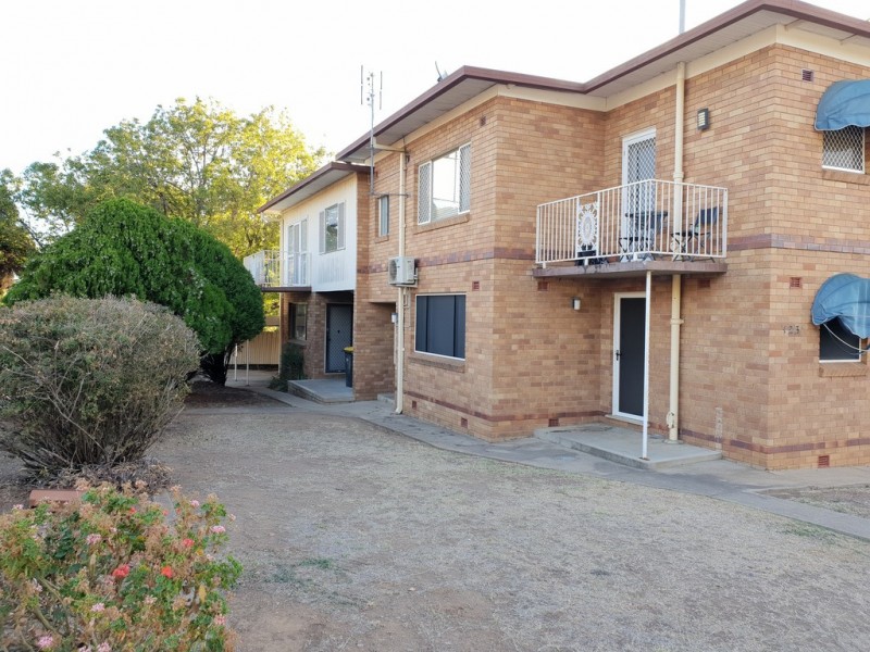 2/123A Upper Street, Tamworth NSW 2340
