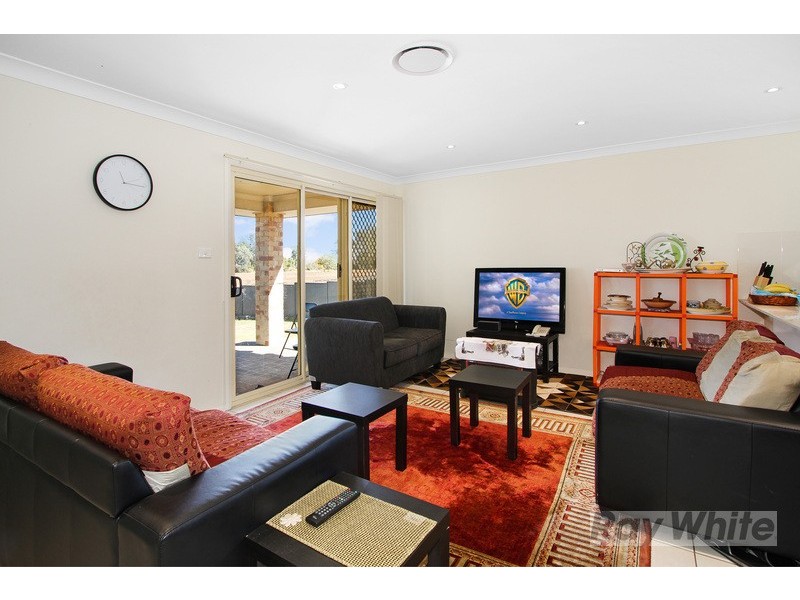 21 Regal Park Drive, Tamworth NSW 2340