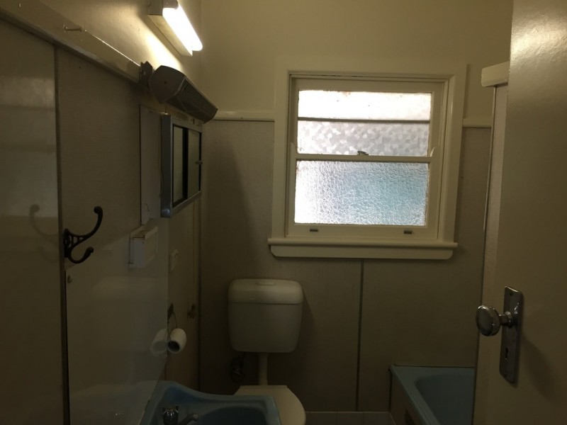 38 Edward Street, Tamworth NSW 2340