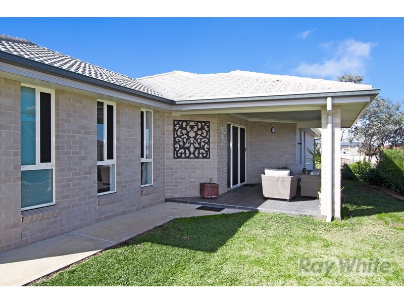 19 Conimbla Crescent, Tamworth NSW 2340