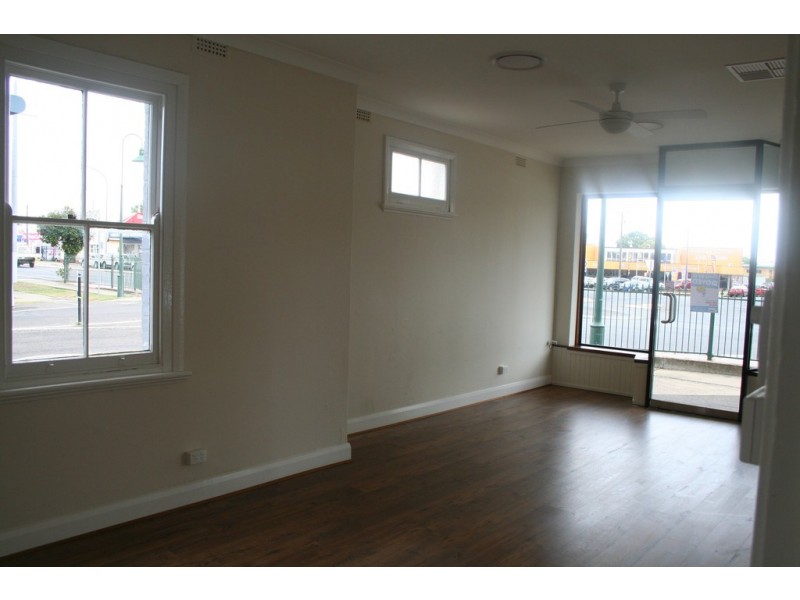 214 Bridge Street, Tamworth NSW 2340