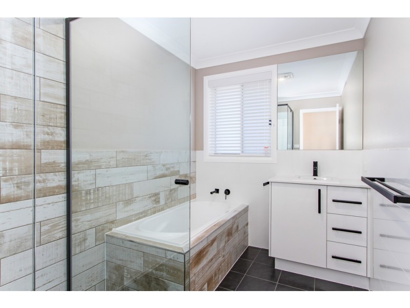 51 Kingham Street, Tamworth NSW 2340
