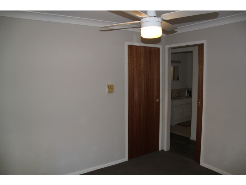 17 Warral Street, Duri NSW 2344