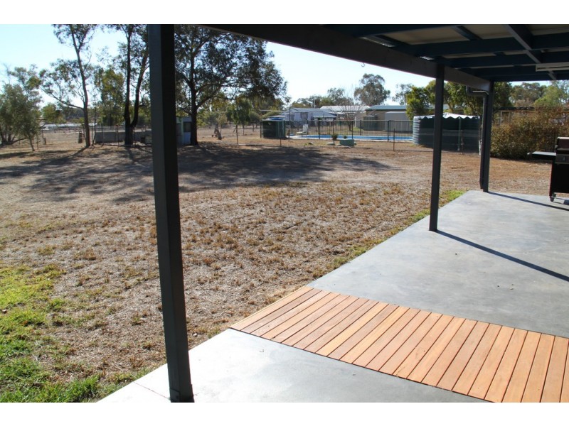 17 Warral Street, Duri NSW 2344