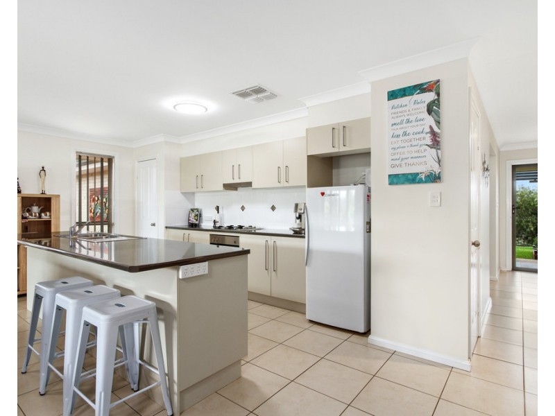 21 Spains Lane, Tamworth NSW 2340