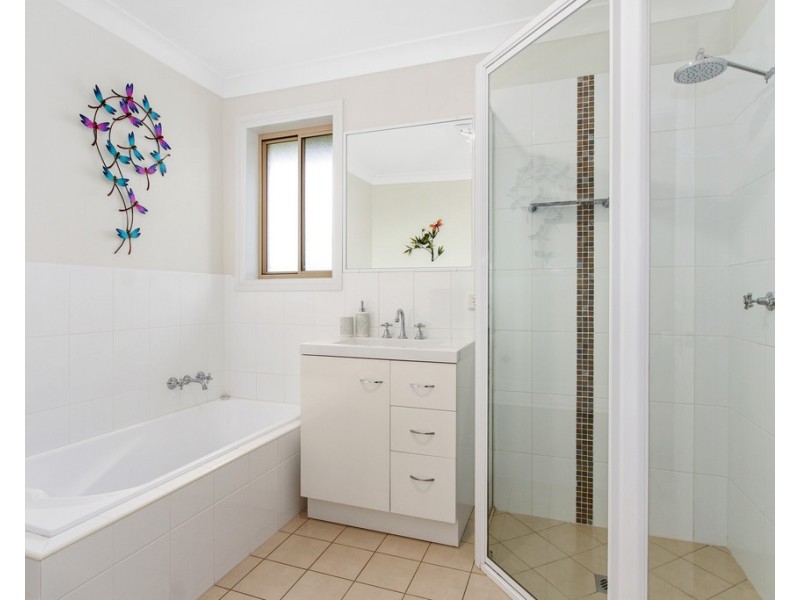 21 Spains Lane, Tamworth NSW 2340