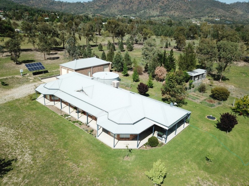 57 Urangera Drive, Tamworth NSW 2340