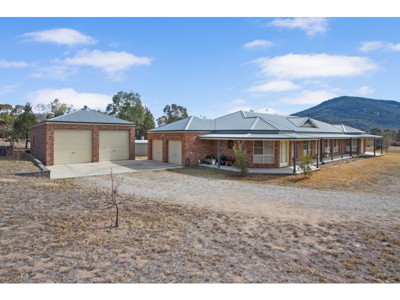 57 Urangera Drive, Tamworth NSW 2340