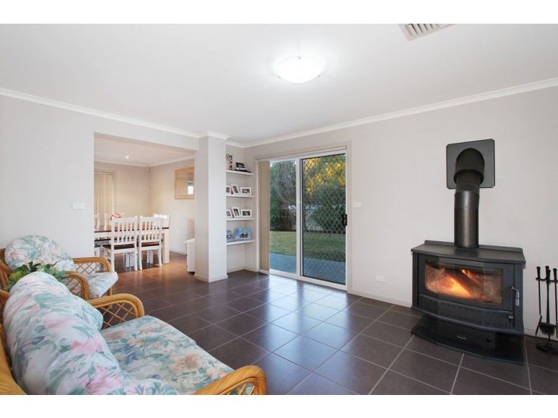44 Greg Norman Drive, Tamworth NSW 2340
