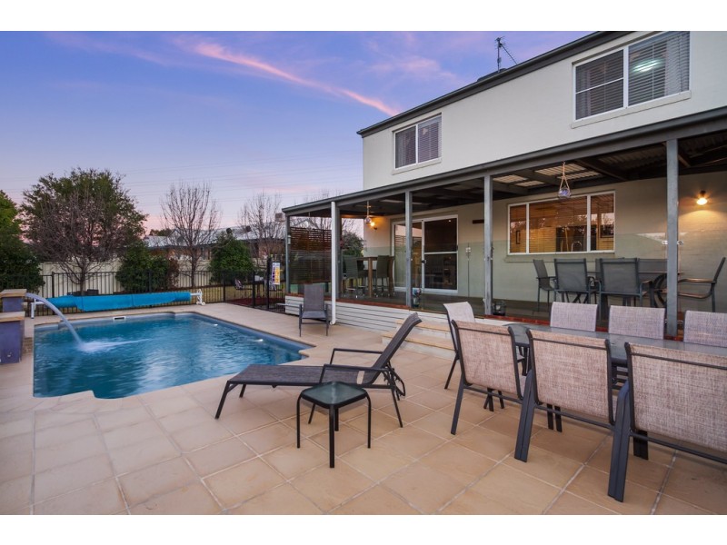 44 Greg Norman Drive, Tamworth NSW 2340