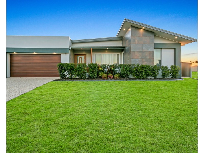 22 Peak Drive, Tamworth NSW 2340