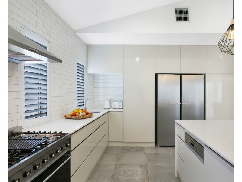 22 Peak Drive, Tamworth NSW 2340