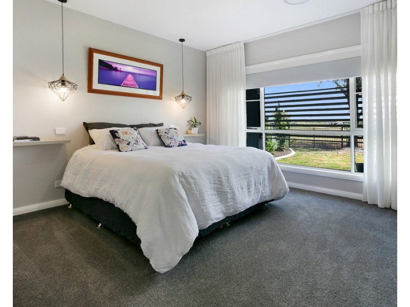 22 Peak Drive, Tamworth NSW 2340