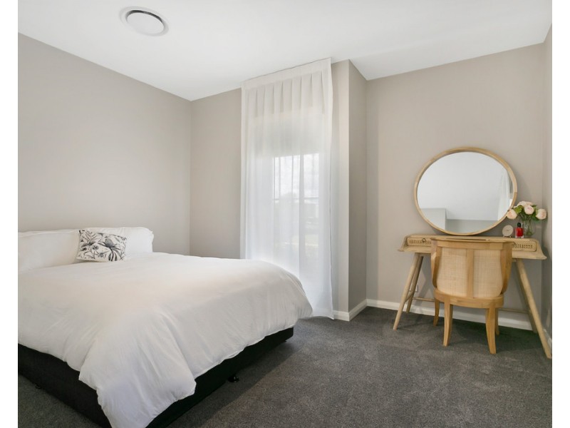 22 Peak Drive, Tamworth NSW 2340