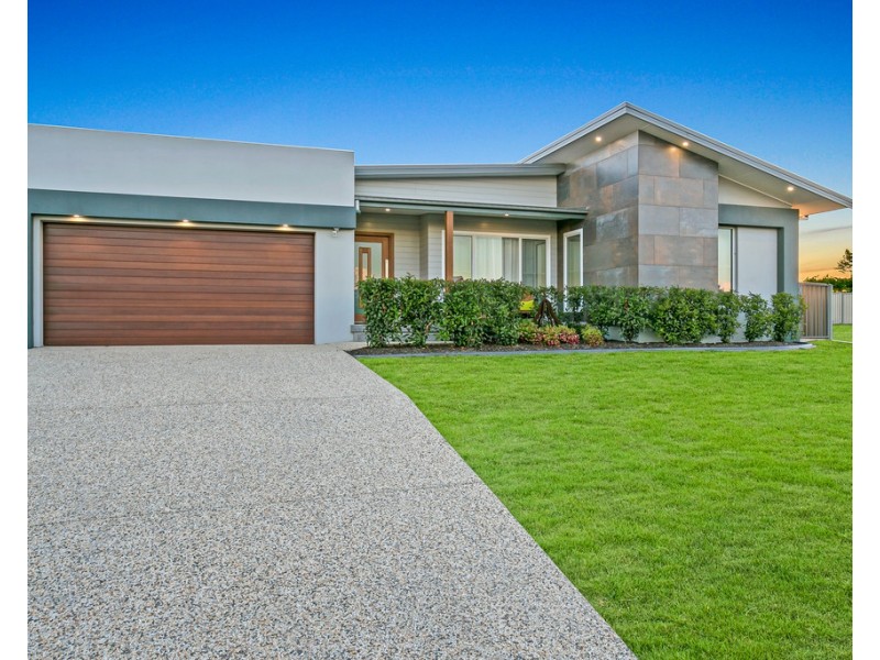 22 Peak Drive, Tamworth NSW 2340