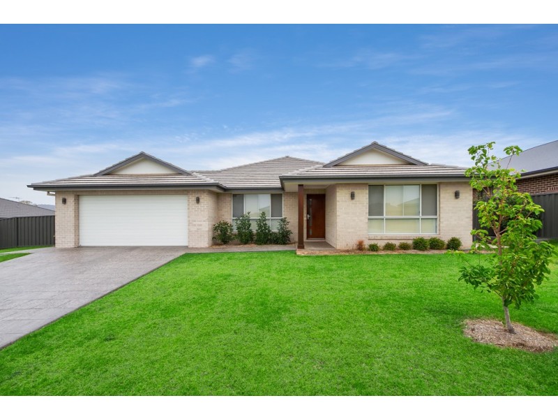 3 Galloway Place, Tamworth NSW 2340