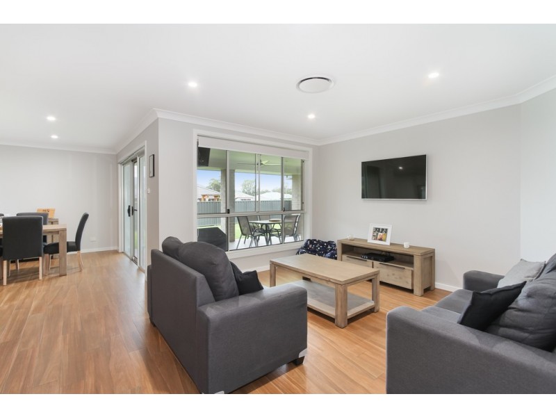 3 Galloway Place, Tamworth NSW 2340