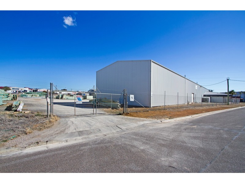 42 – 44 Dampier Street, Tamworth NSW 2340