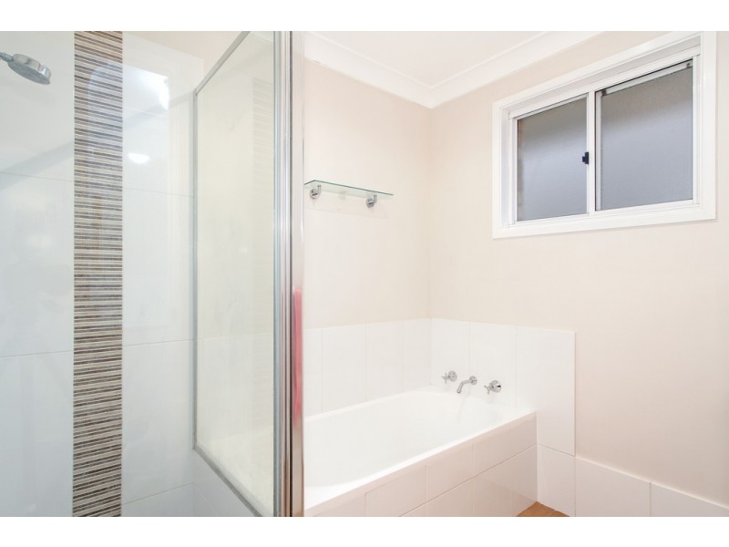 13 Caley Close, Tamworth NSW 2340