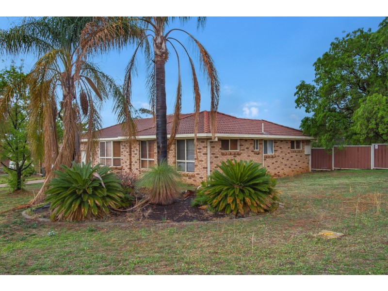 2 Heron Road, Tamworth NSW 2340