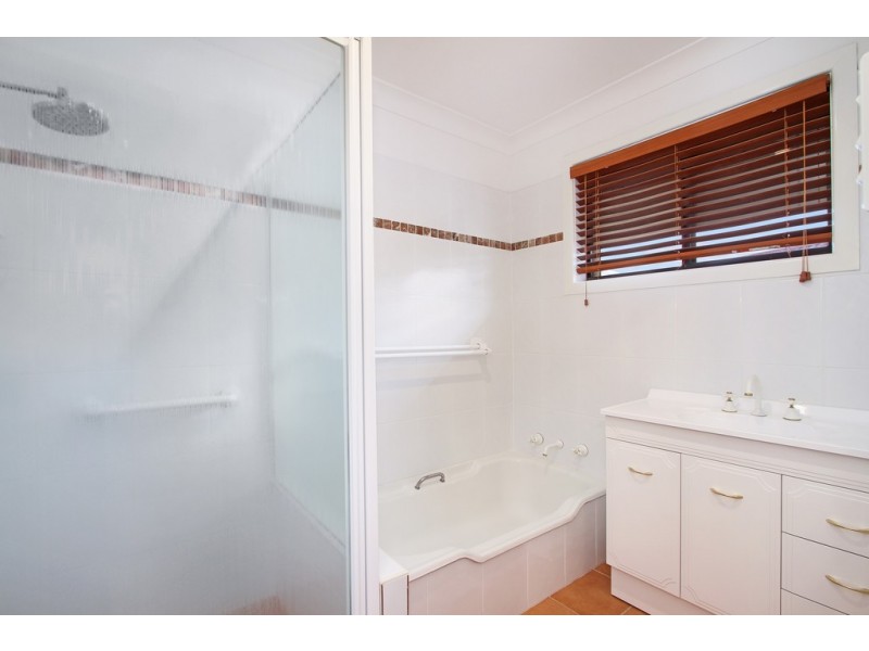 11 Arinya Street, Tamworth NSW 2340